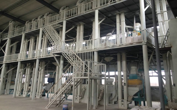 <a href=http://http://www.appebuy.com/product/ target=_blank class=infotextkey>玉米加工成套設(shè)備</a>