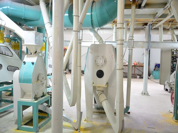 全自動<a href=http://www.appebuy.com/product/6/ target=_blank class=infotextkey>玉米加工設備</a>