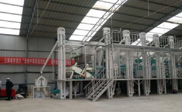 <a href=http://www.appebuy.com/product/6/ target=_blank class=infotextkey>玉米加工設(shè)備</a>